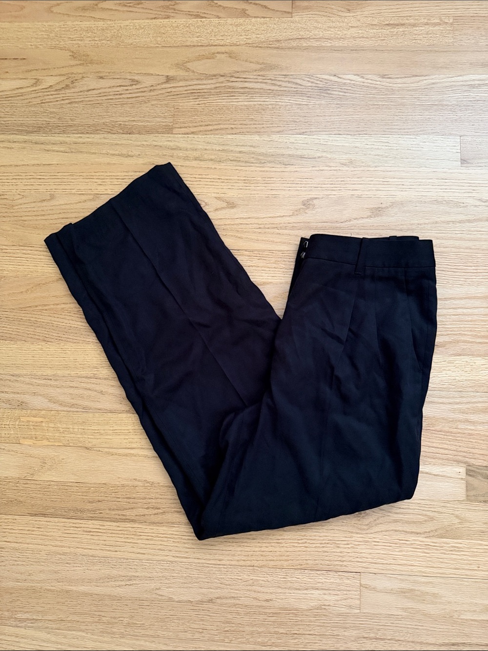Aritzia Effortless Pants